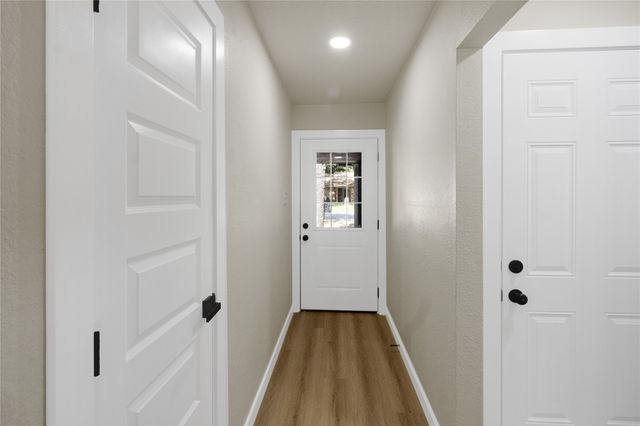 908 Red Oak Street, Azle, TX 76020