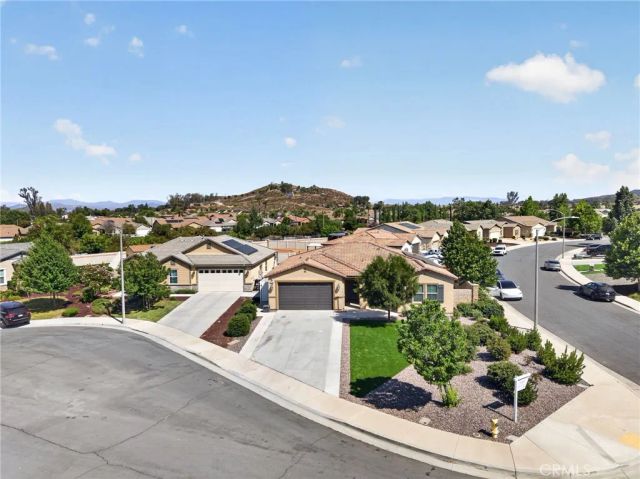 26459 Wreath Court, Menifee, CA 92584