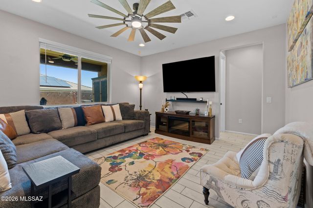9789 E Miller Peak Trail, Tucson, AZ 85747
