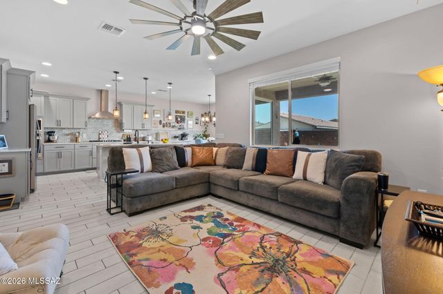 9789 E Miller Peak Trail, Tucson, AZ 85747