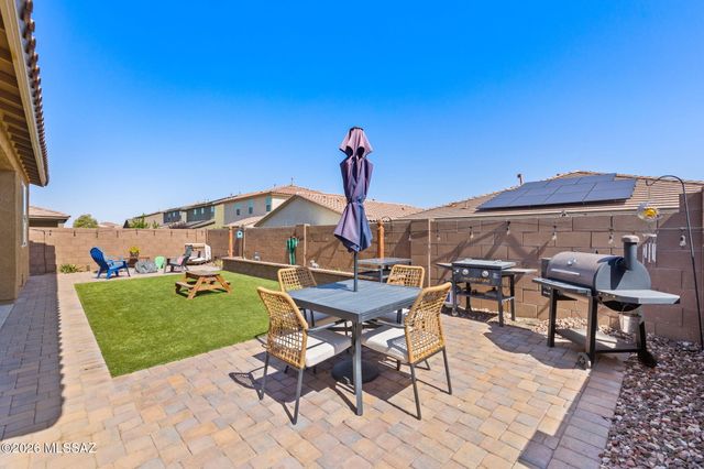 9789 E Miller Peak Trail, Tucson, AZ 85747
