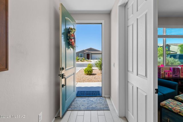 9789 E Miller Peak Trail, Tucson, AZ 85747