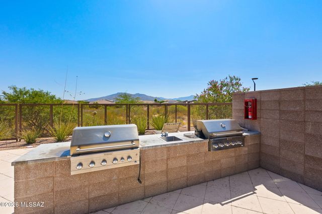 9789 E Miller Peak Trail, Tucson, AZ 85747