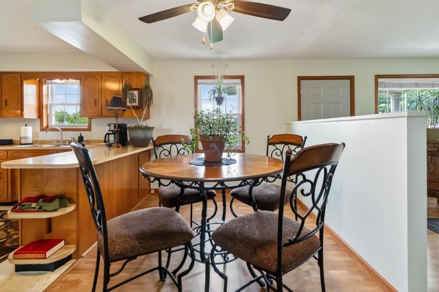 1231 U.S. 127, Russell Springs, KY 42642