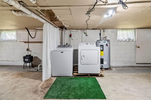 1231 U.S. 127, Russell Springs, KY 42642
