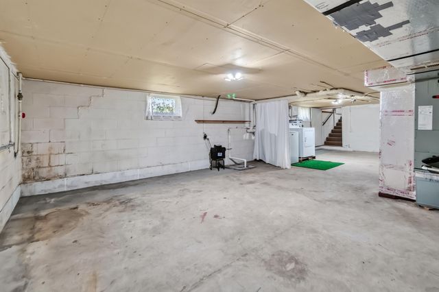 1231 U.S. 127, Russell Springs, KY 42642
