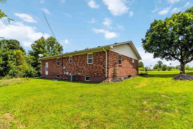 1231 U.S. 127, Russell Springs, KY 42642