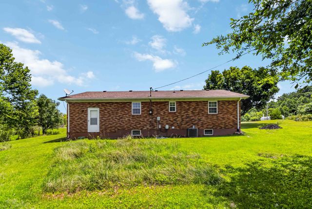 1231 U.S. 127, Russell Springs, KY 42642