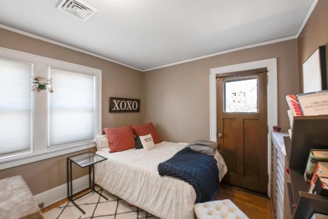 6326 W Wells STREET, Wauwatosa, WI 53213