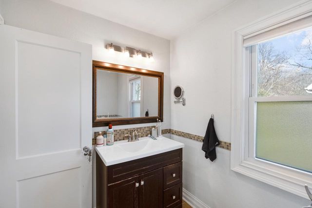 6326 W Wells STREET, Wauwatosa, WI 53213