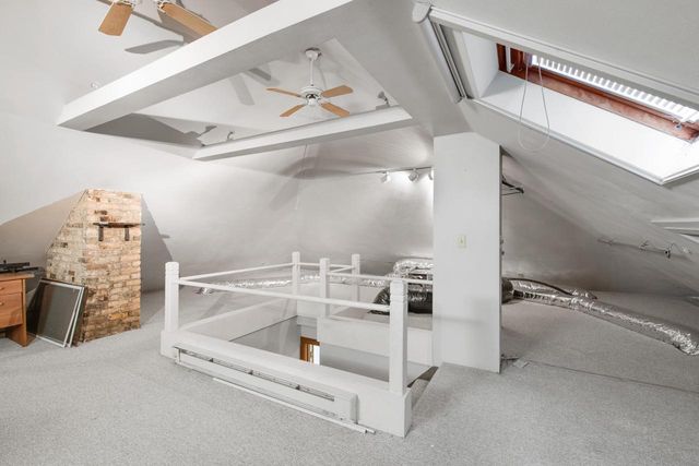 6326 W Wells STREET, Wauwatosa, WI 53213