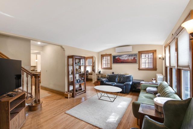 6326 W Wells STREET, Wauwatosa, WI 53213