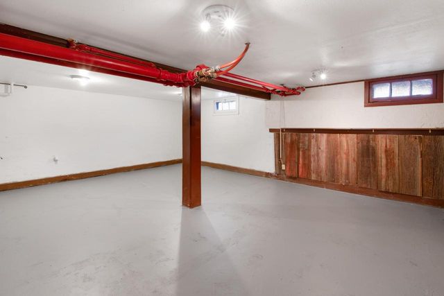 6326 W Wells STREET, Wauwatosa, WI 53213