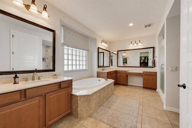 11532 Southerland Drive, Denton, TX 76207