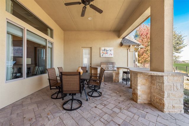 11532 Southerland Drive, Denton, TX 76207