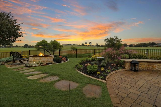 11532 Southerland Drive, Denton, TX 76207