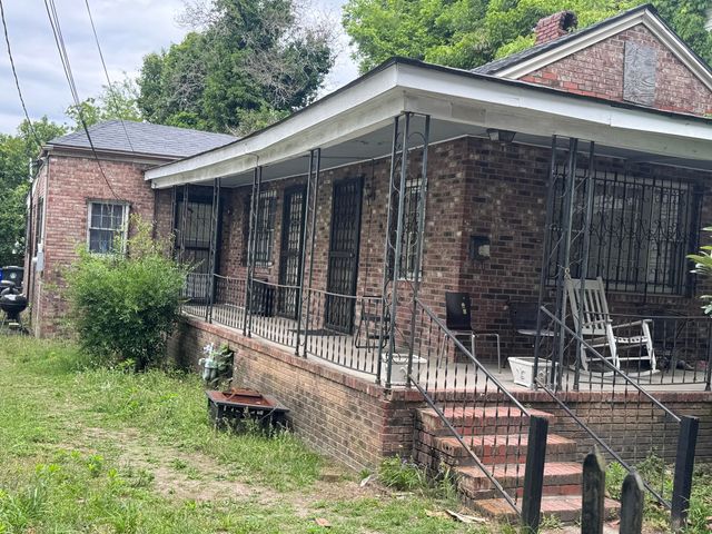 8 Poinsett Street, Charleston, SC 29403