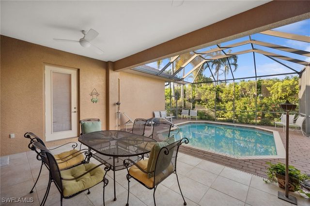 10748 Fieldfair DR, Naples, FL 34119