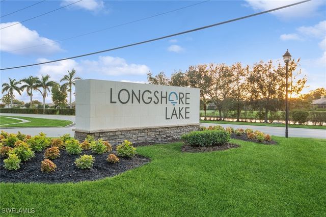 10748 Fieldfair DR, Naples, FL 34119