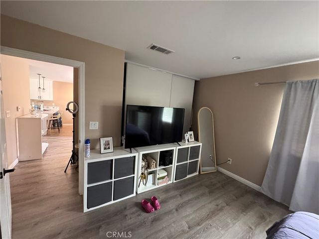 15057 Paddock, Sylmar, CA 91342