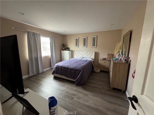 15057 Paddock, Sylmar, CA 91342