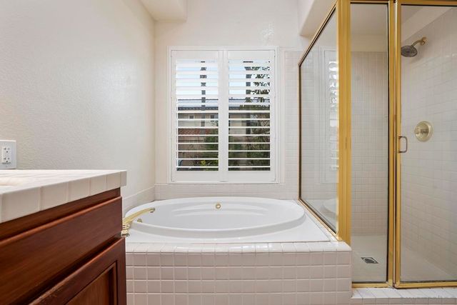 2011 Monarch Ridge Cir, El Cajon, CA 92019