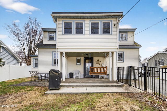 15 Irving Road, Scotia, NY 12302