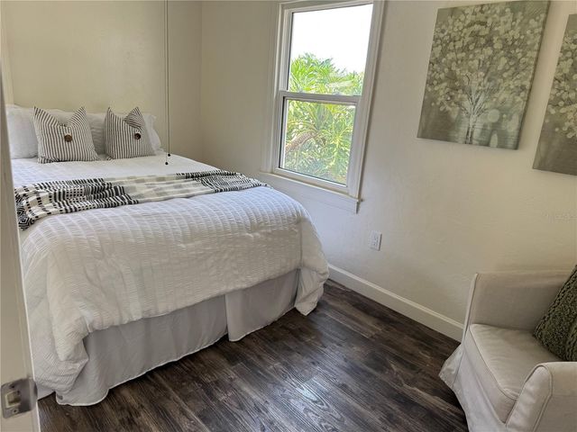 1419 55TH STREET S, Gulfport, FL 33707
