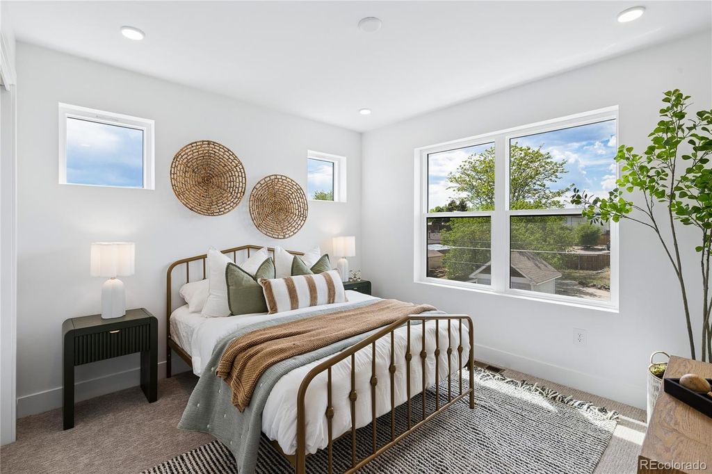 Image 10 of property listing at 6594 Quitman Court, Arvada, CO 80003
