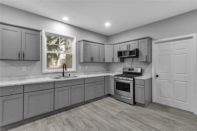 19 Cherry Avenue, Lackawanna, NY 14218