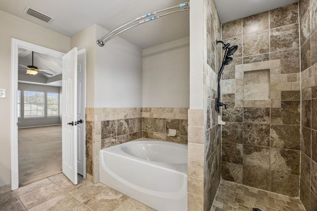 4217 Bent Oaks Drive, Arlington, TX 76001