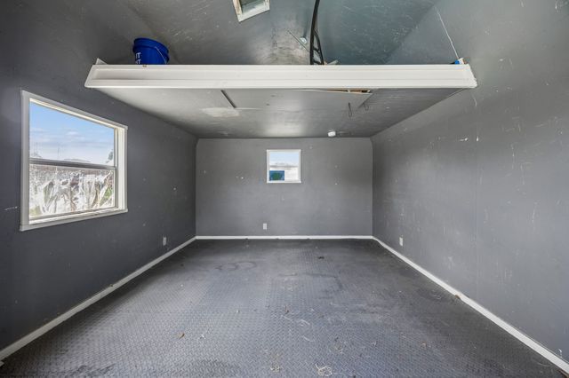 4217 Bent Oaks Drive, Arlington, TX 76001