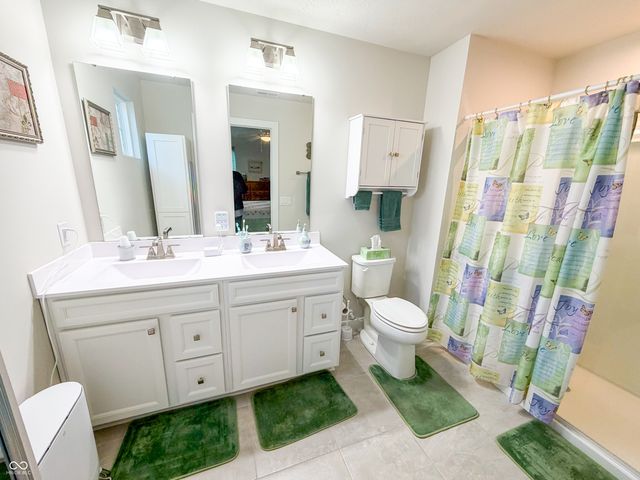 2724 Stonebridge Drive, Lebanon, IN 46052