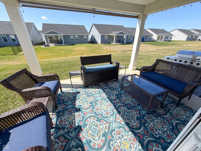 2724 Stonebridge Drive, Lebanon, IN 46052