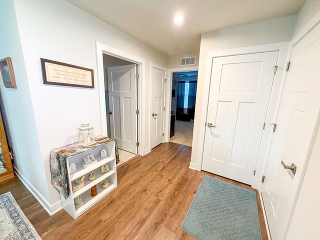 2724 Stonebridge Drive, Lebanon, IN 46052