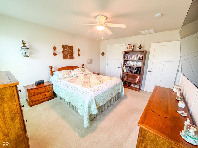 2724 Stonebridge Drive, Lebanon, IN 46052