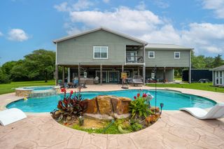 305 Affleck Road, Brenham, TX 77833