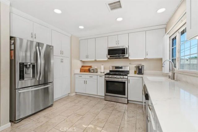 6502 Edgemont, Huntington Beach, CA 92647