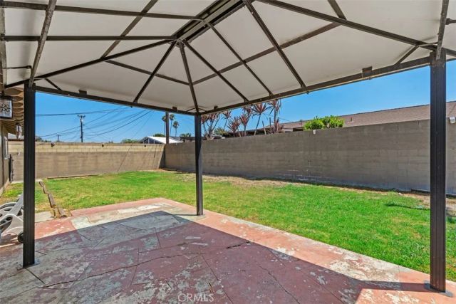 6502 Edgemont, Huntington Beach, CA 92647
