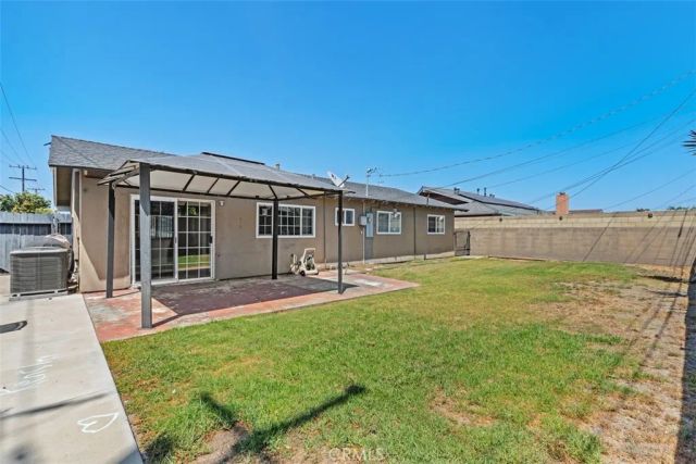 6502 Edgemont, Huntington Beach, CA 92647