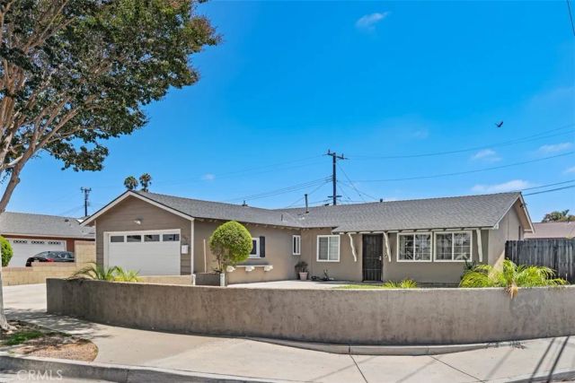 6502 Edgemont, Huntington Beach, CA 92647