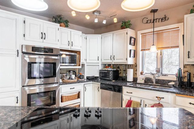 107 S 4th St, Bayfield, WI 54814