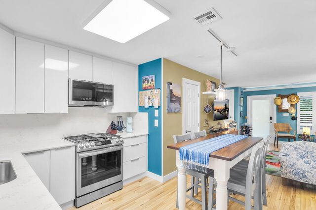 808 Virginia St Apt 4, Key West, FL 33040