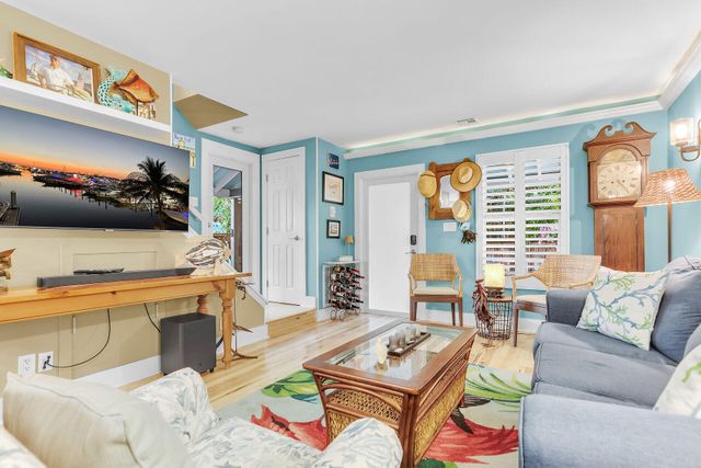 808 Virginia St Apt 4, Key West, FL 33040