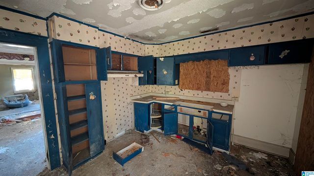 8721 2ND COURT N, Birmingham, AL 35206