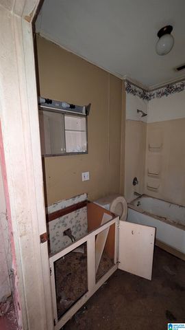 8721 2ND COURT N, Birmingham, AL 35206