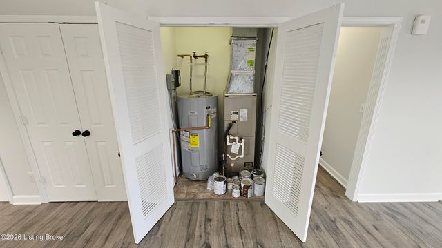 6222 Sumac Ln, Crestwood, KY 40014