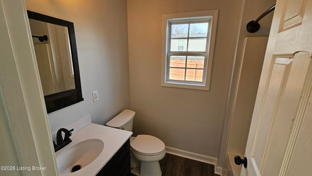 6222 Sumac Ln, Crestwood, KY 40014