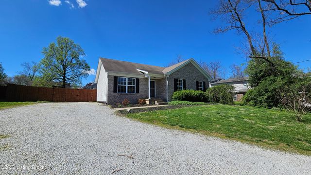 6222 Sumac Ln, Crestwood, KY 40014