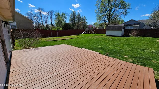 6222 Sumac Ln, Crestwood, KY 40014